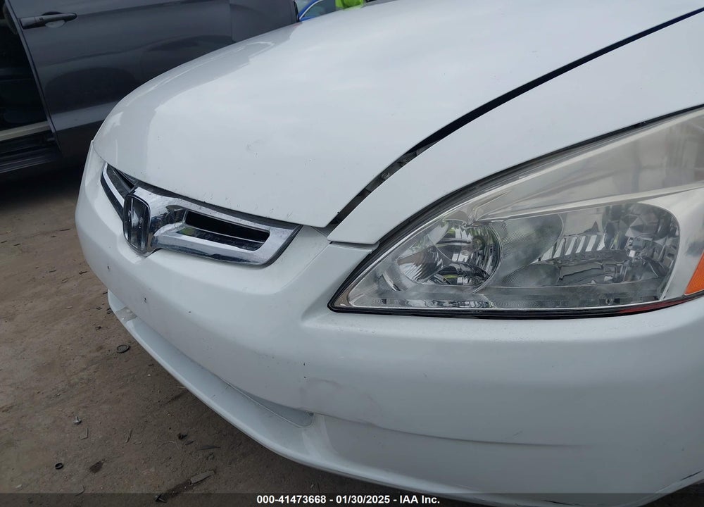 2005 HONDA ACCORD 2.4 LX VIN: JHMCM564X5C000911