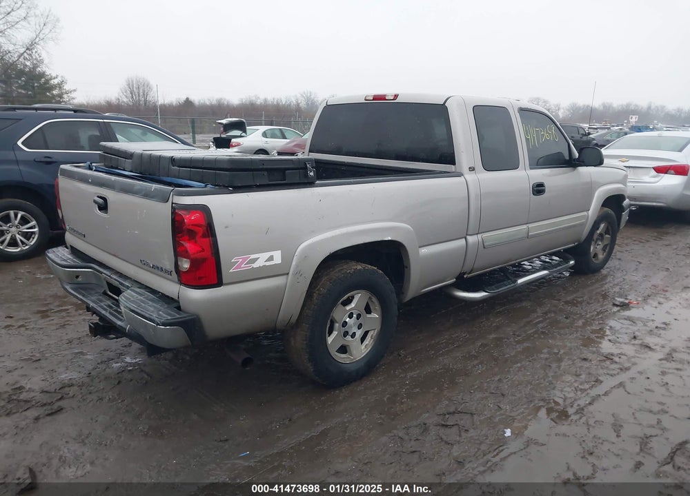 2004 CHEVROLET SILVERADO 1500 LT VIN: 1GCEK19T94E206106