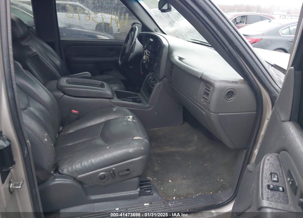 2004 CHEVROLET SILVERADO 1500 LT VIN: 1GCEK19T94E206106