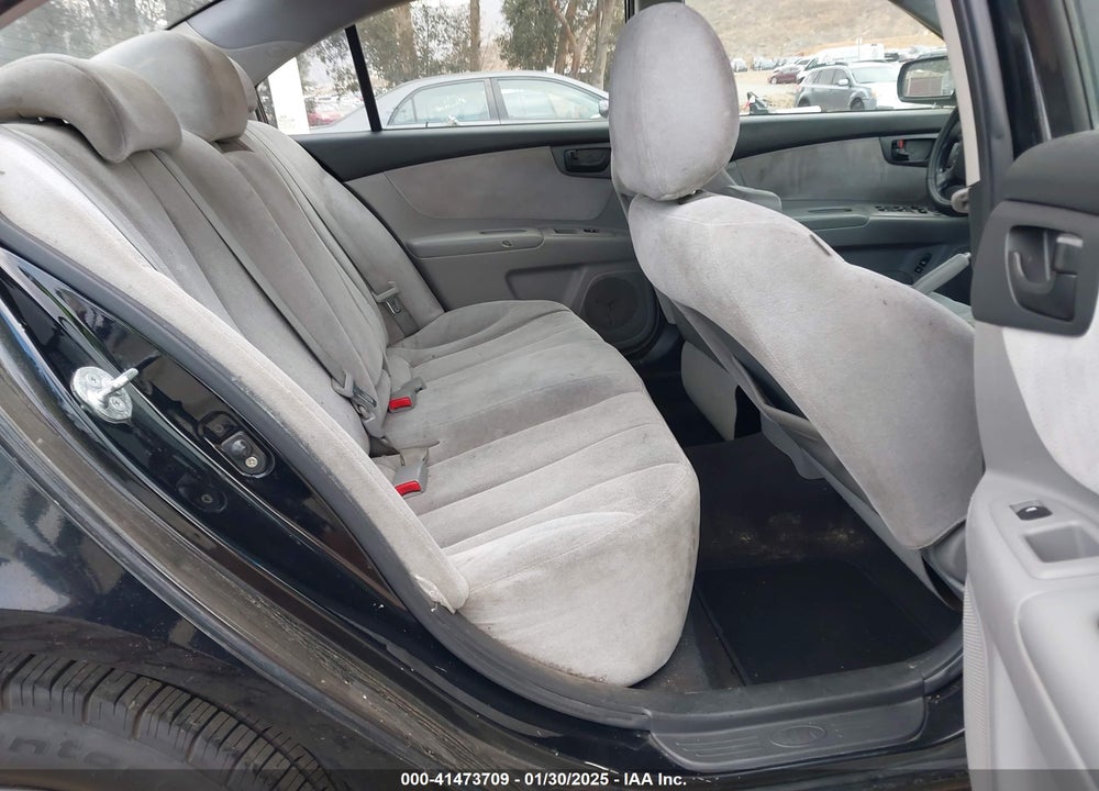 2010 KIA OPTIMA VIN: KNAGG4A8XA5434143