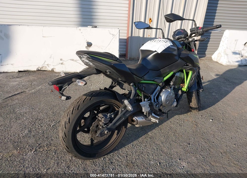 2019 KAWASAKI ER650 H VIN: JKAEREH12KDA39512