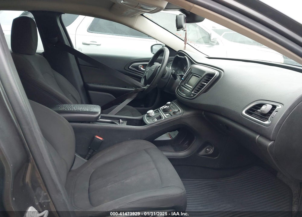 2016 CHRYSLER 200 VIN: 1C3CCCABXGN109606