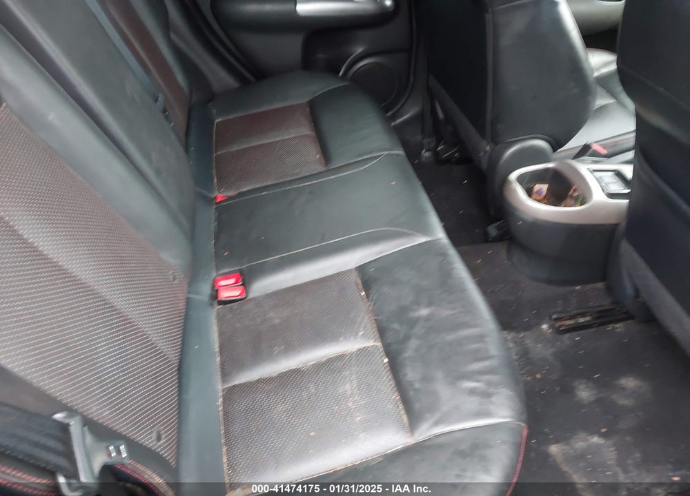 2011 NISSAN JUKE VIN: JN8AF5MR1BT012026