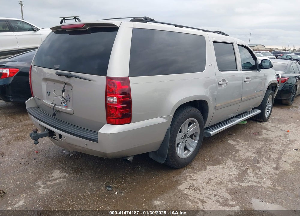 2007 CHEVROLET SUBURBAN 1500 LTZ VIN: 1GNFC16J17R183364