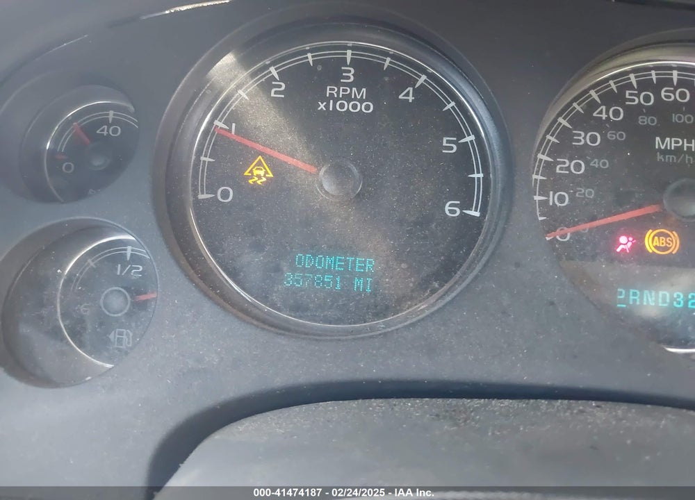 2007 CHEVROLET SUBURBAN 1500 LTZ VIN: 1GNFC16J17R183364
