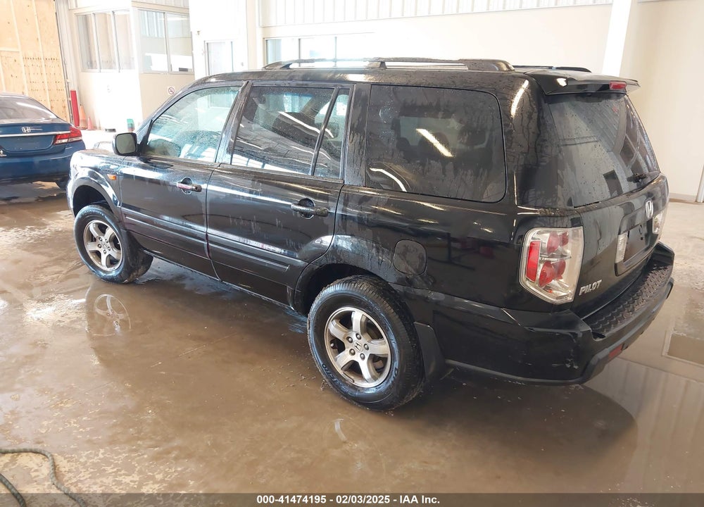 2008 HONDA PILOT VIN: 5FNYF18418B029986