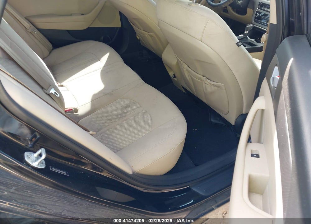2017 HYUNDAI SONATA VIN: 5NPE24AF7HH460667