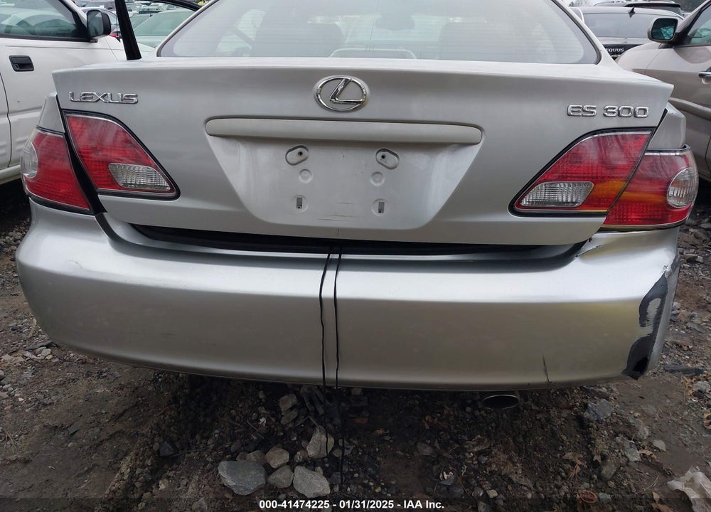2003 LEXUS ES 300 VIN: JTHBF30G236001527
