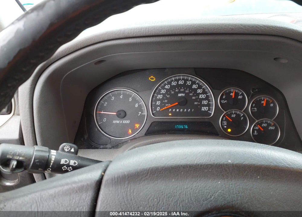 2005 GMC ENVOY SLE VIN: 1GKDS13S952304877