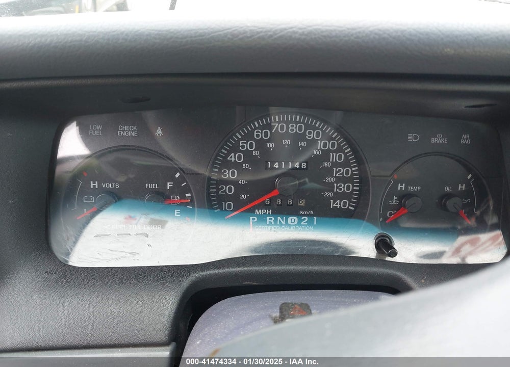 2001 FORD CROWN VICTORIA VIN: 2FAFP71W01X198332