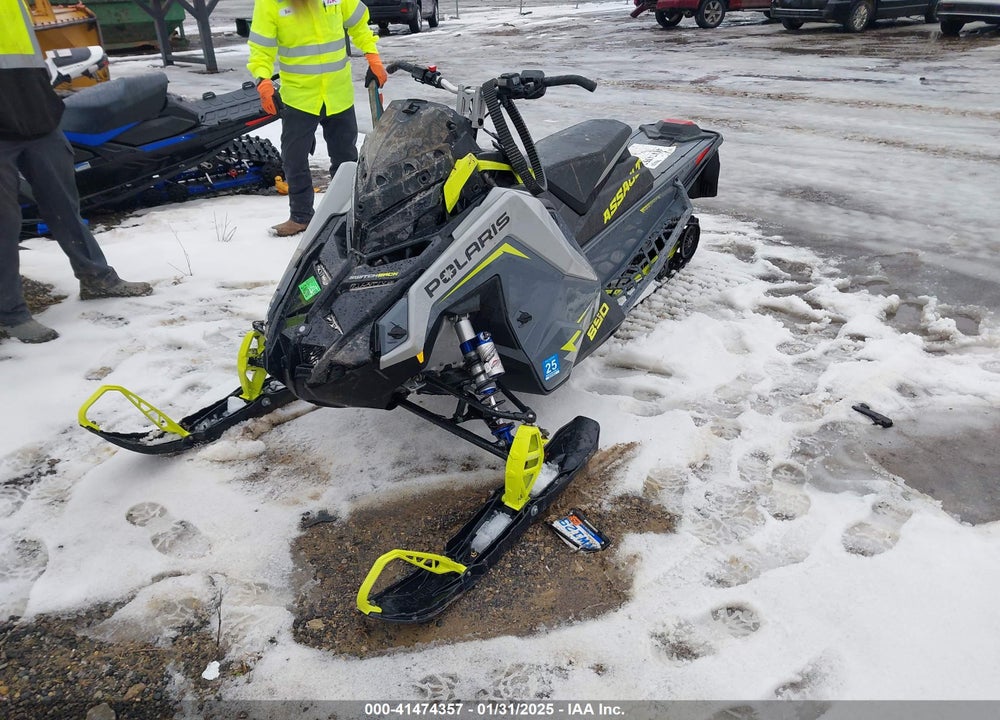 2022 POLARIS SNOWMOBILE VIN: SN1TLC8R0NC225708