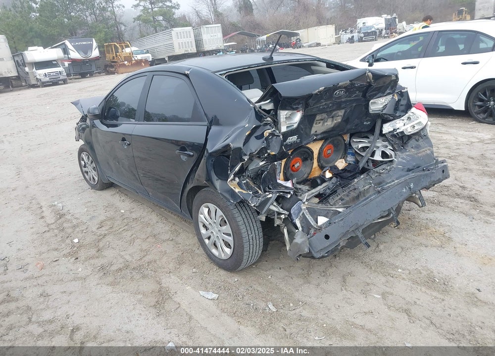 2011 KIA FORTE VIN: KNAFU4A29B5441618