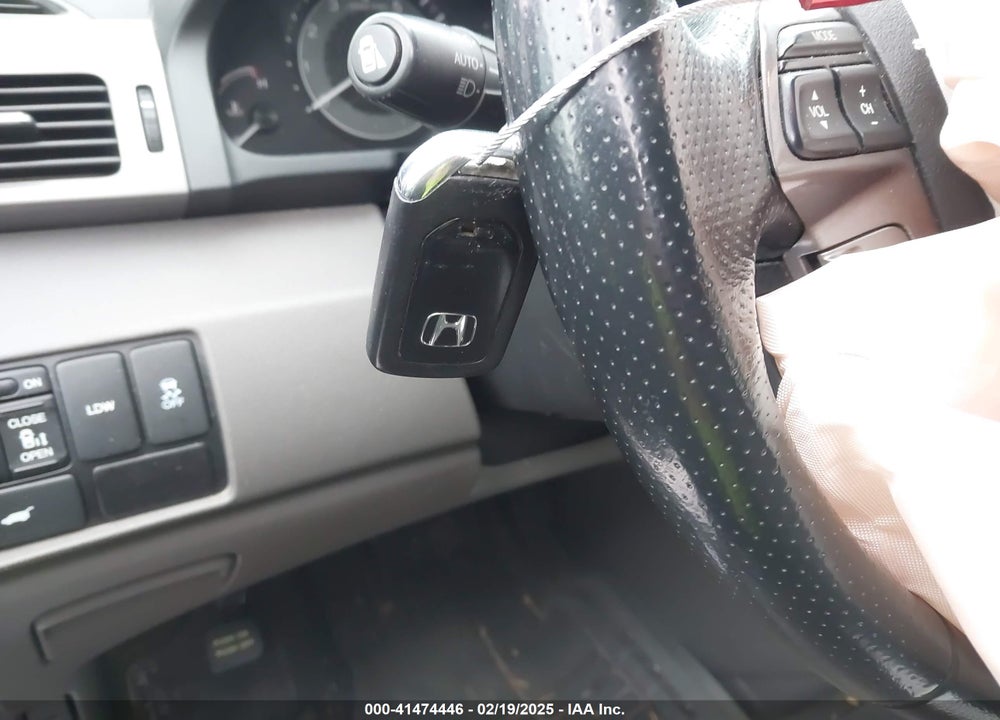 2015 HONDA ODYSSEY EX-L VIN: 5FNRL5H66FB056264