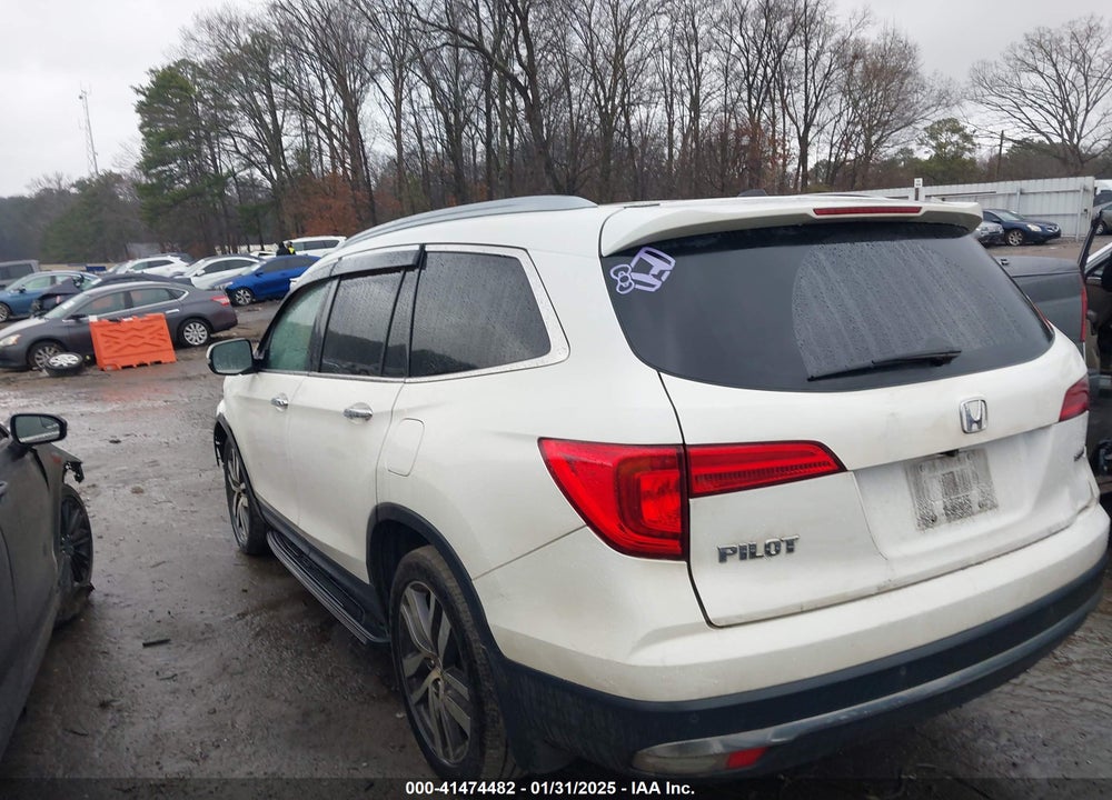 2017 HONDA PILOT VIN: 5FNYF5H94HB005653