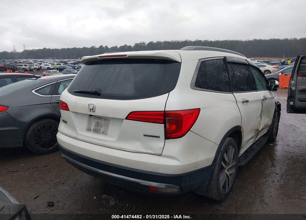 2017 HONDA PILOT VIN: 5FNYF5H94HB005653
