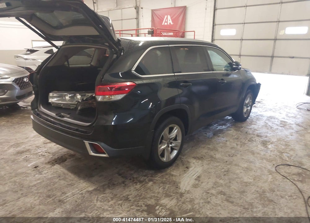 2019 TOYOTA HIGHLANDER LIMITED VIN: 5TDDZRFH0KS721380