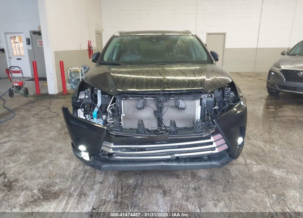 2019 TOYOTA HIGHLANDER LIMITED VIN: 5TDDZRFH0KS721380