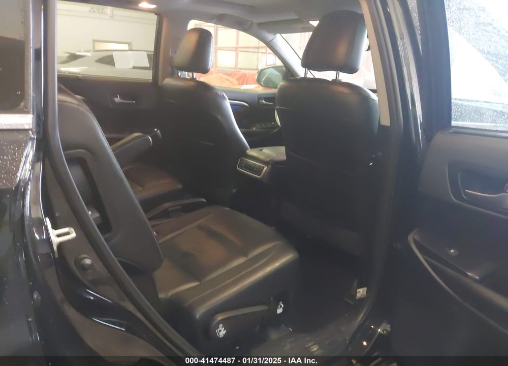 2019 TOYOTA HIGHLANDER LIMITED VIN: 5TDDZRFH0KS721380