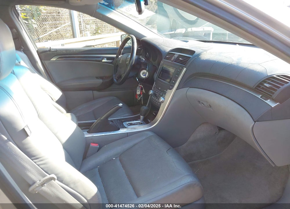 2005 ACURA TL VIN: 19UUA66235A026623