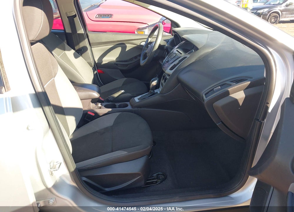 2014 FORD FOCUS VIN: 1FADP3K22EL332353