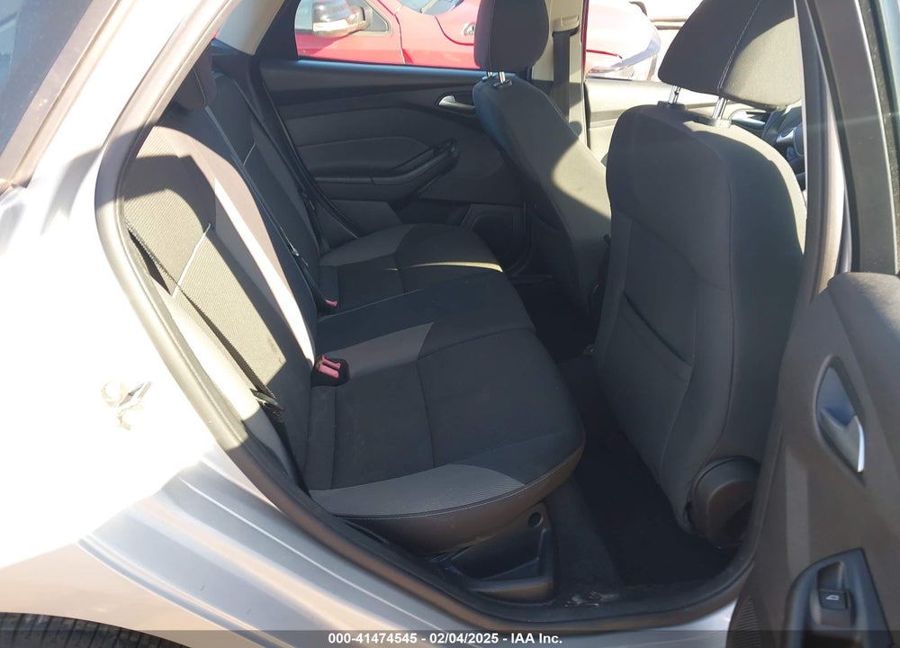 2014 FORD FOCUS VIN: 1FADP3K22EL332353