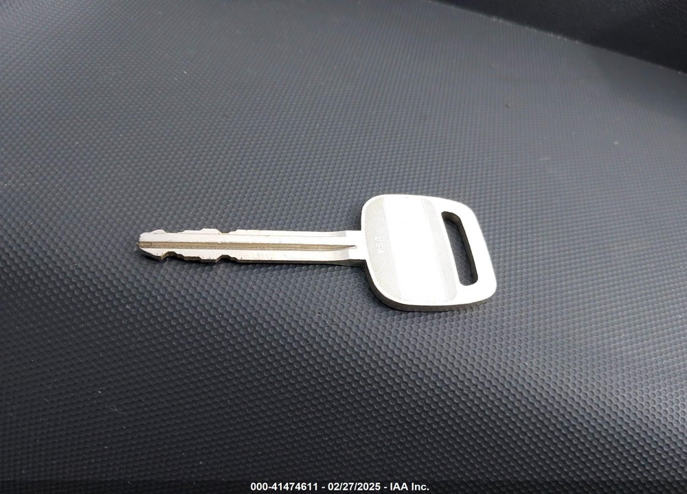 2006 SCION XB VIN: JTLKT324264086886