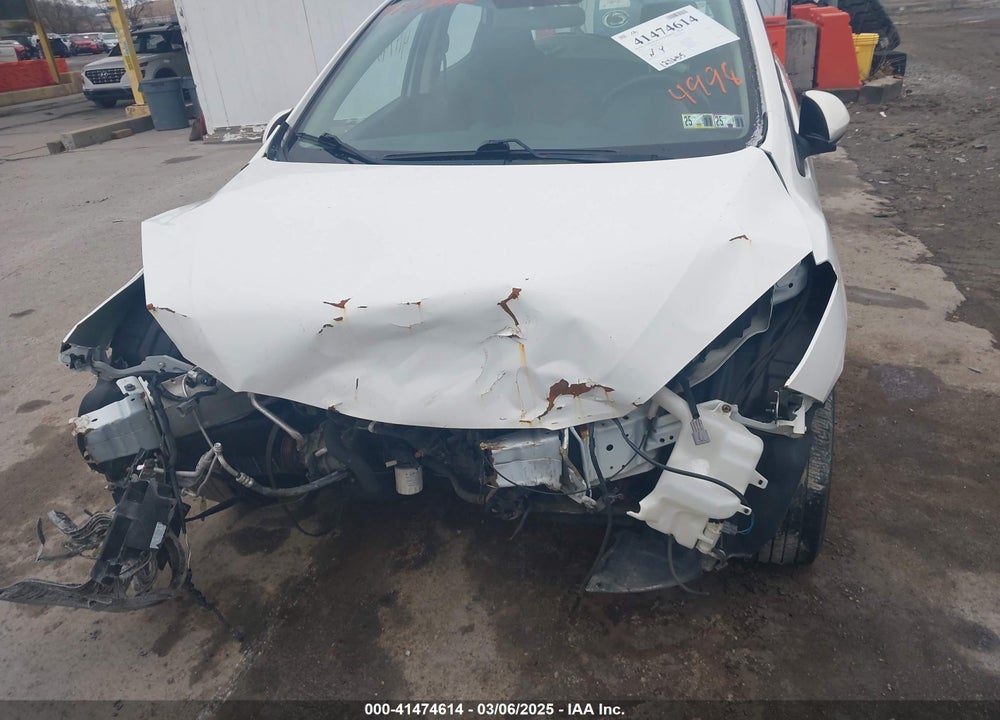 2014 MAZDA MAZDA2 VIN: JM1DE1KY5E0184998