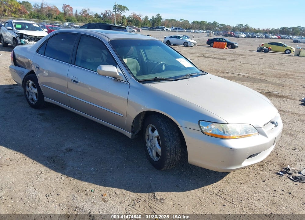 1998 HONDA ACCORD EX VIN: 1HGCG5654WA002024