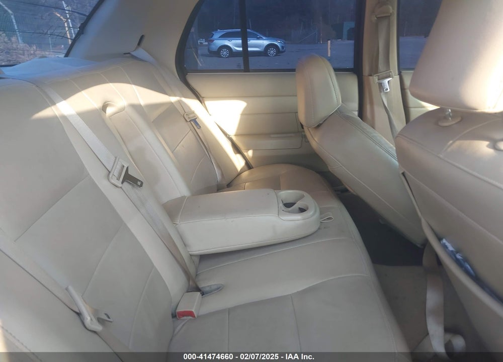 2007 FORD CROWN VICTORIA VIN: 2FAFP74V07X151541