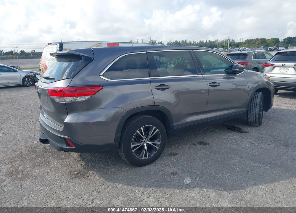 2019 TOYOTA HIGHLANDER VIN: 5TDZZRFH7KS290610