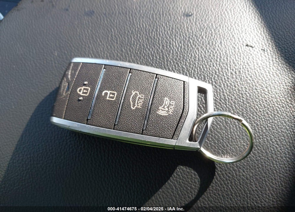 2021 GENESIS G70 VIN: KMTG34LA6MU075190