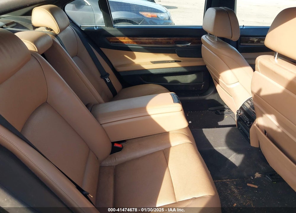 2015 BMW 750LI XDRIVE VIN: WBAYF8C53FD655386