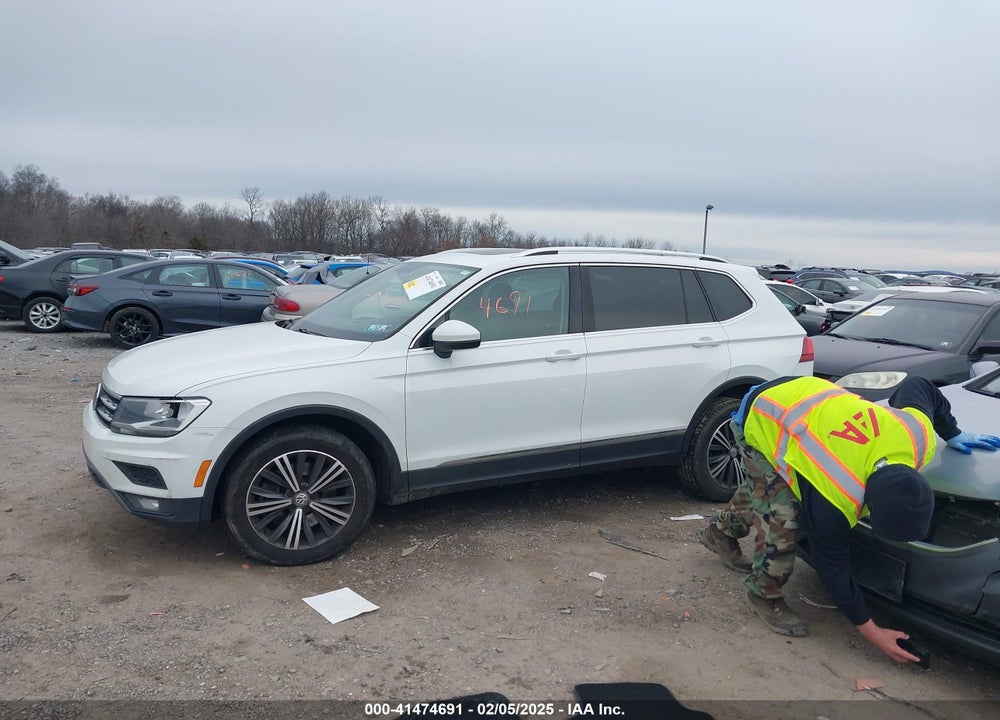 2019 VOLKSWAGEN TIGUAN 2.0T SE/2.0T SEL/2.0T SEL R-LINE/2.0T SEL R-LINE BLACK VIN: 3VV2B7AX5KM036131