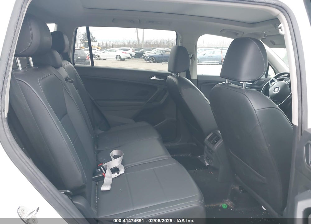 2019 VOLKSWAGEN TIGUAN 2.0T SE/2.0T SEL/2.0T SEL R-LINE/2.0T SEL R-LINE BLACK VIN: 3VV2B7AX5KM036131