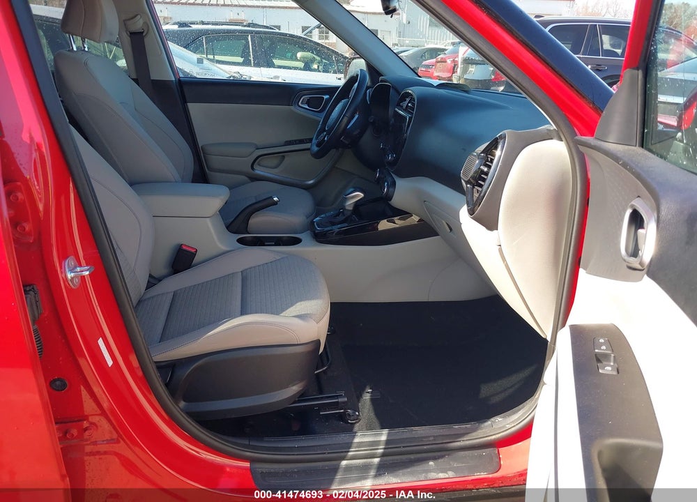 2023 KIA SOUL VIN: KNDJ33AU0P7208542