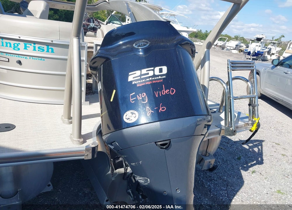 2019 FOREST RIVER BOAT VIN: FRUA5798G819