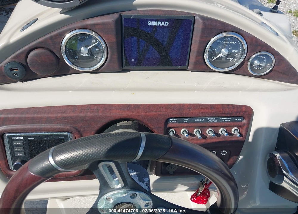 2019 FOREST RIVER BOAT VIN: FRUA5798G819