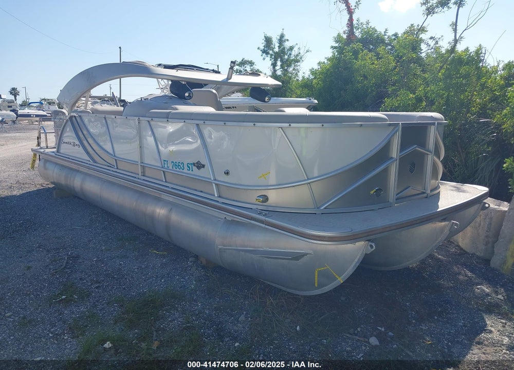 2019 FOREST RIVER BOAT VIN: FRUA5798G819