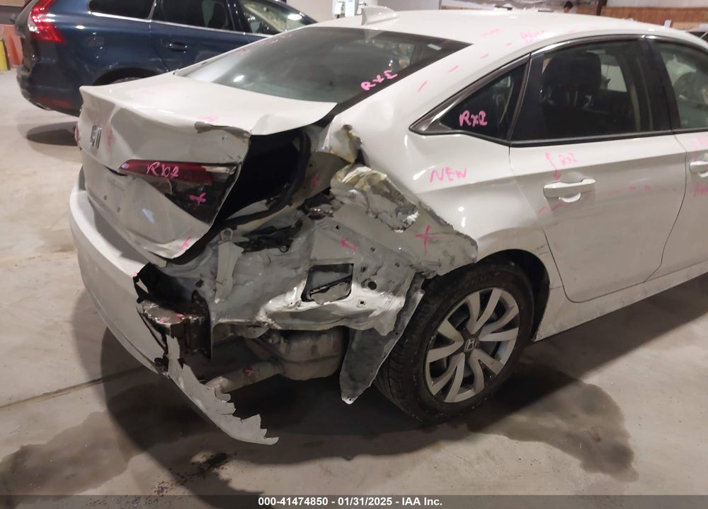 2022 HONDA CIVIC LX VIN: 2HGFE2F22NH549199