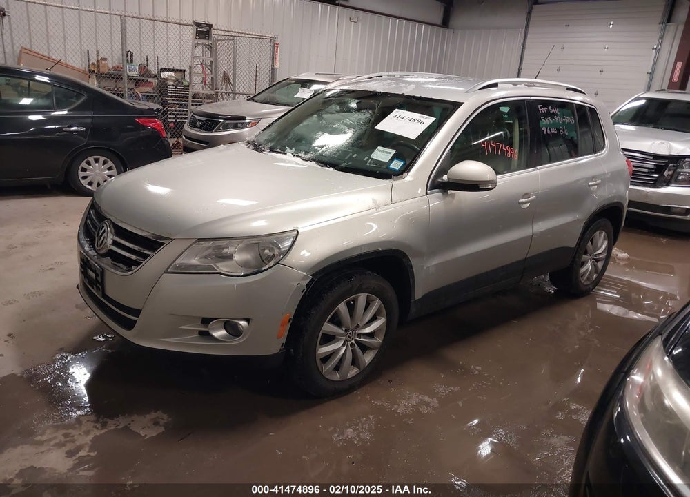 2011 VOLKSWAGEN TIGUAN S/SE/SEL VIN: WVGAV7AXXBW503184