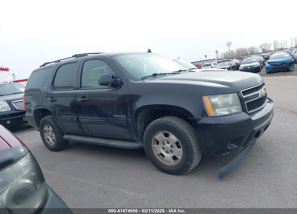 2011 CHEVROLET TAHOE LT VIN: 1GNSKBE0XBR210263