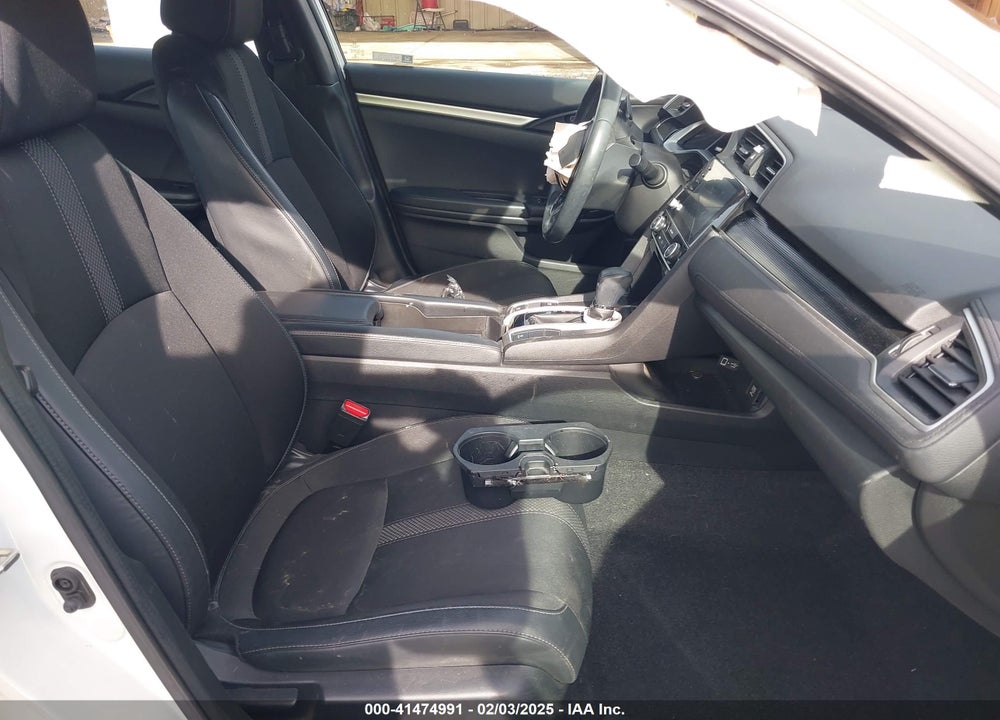 2020 HONDA CIVIC VIN: 2HGFC2F81LH523152