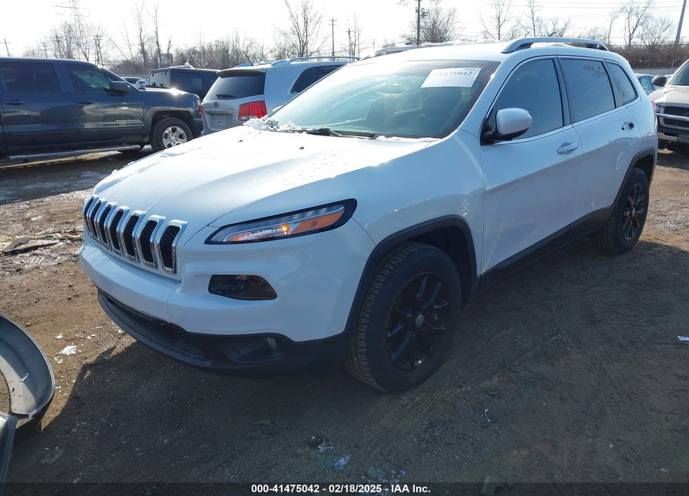 2017 JEEP CHEROKEE LATITUDE 4X4 VIN: 1C4PJMCBXHW529884