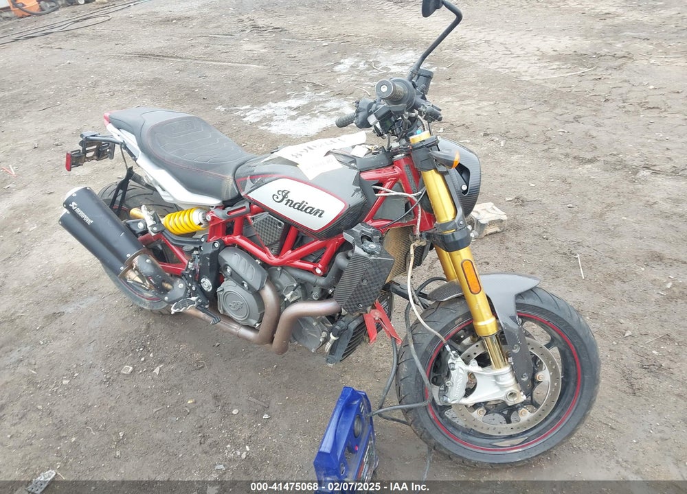 2022 INDIAN MOTORCYCLE CO. FTR R CARBON VIN: 56KRZR254N3175152