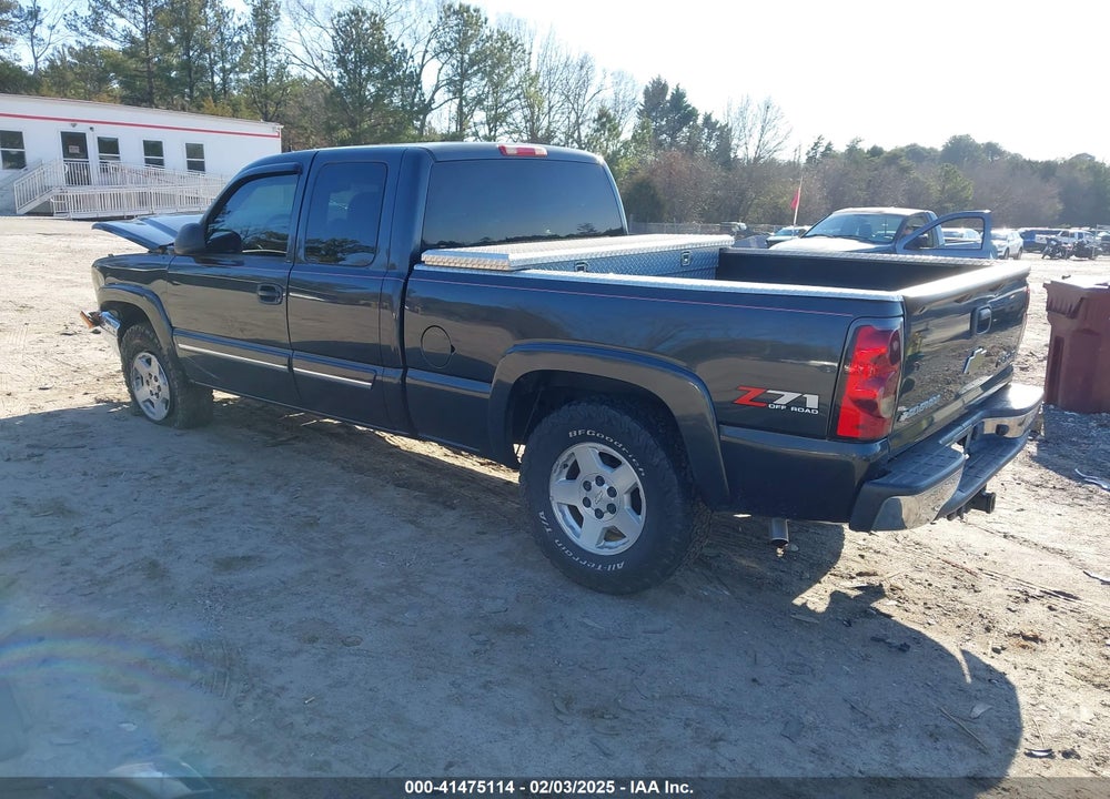 2004 CHEVROLET SILVERADO 1500 Z71 VIN: 2GCEK19T841202839