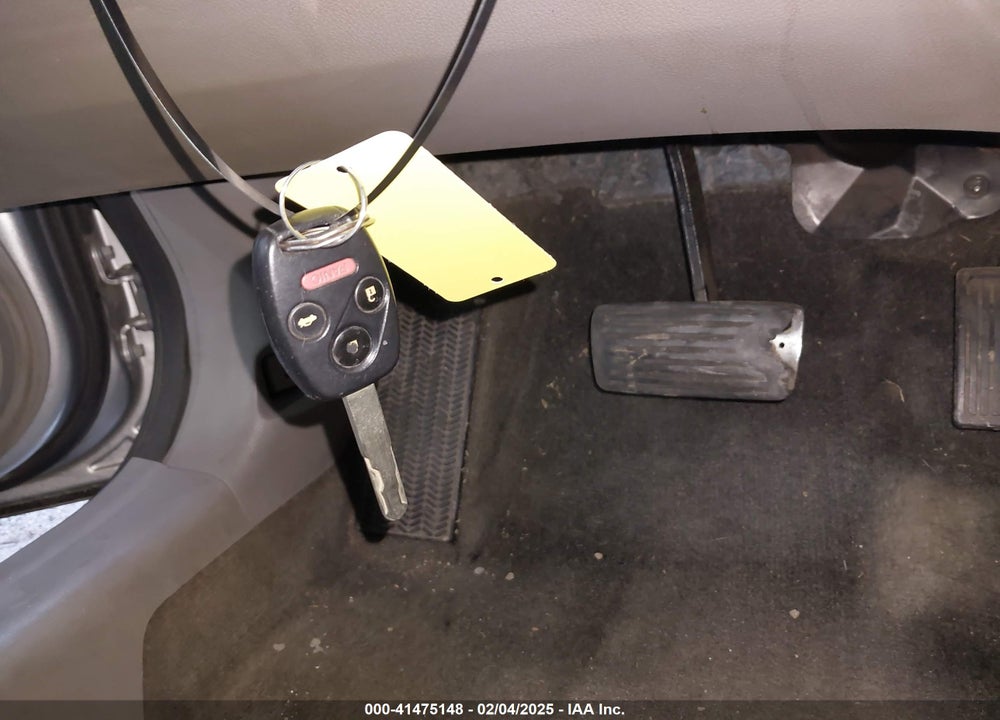 2010 HONDA ACCORD 2.4 LX VIN: 1HGCP2F39AA149767
