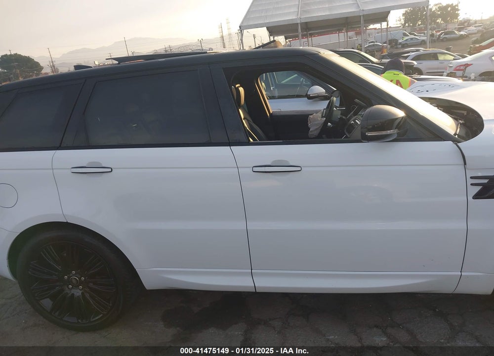 2022 LAND ROVER RANGE ROVER SPORT VIN: SALWV2SE4NA219957