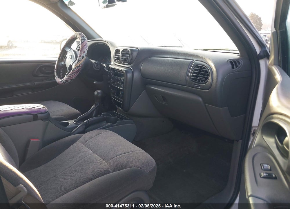 2003 CHEVROLET TRAILBLAZER LT VIN: 1GNDT13S632228371