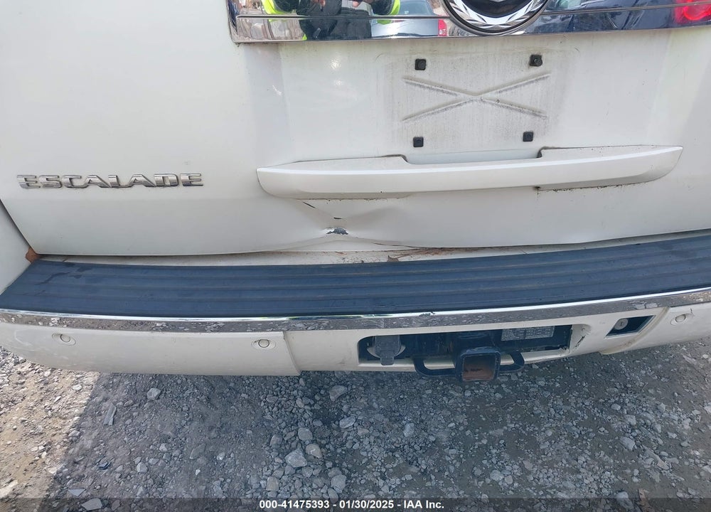2007 CADILLAC ESCALADE STANDARD VIN: 1GYEC63837R257896