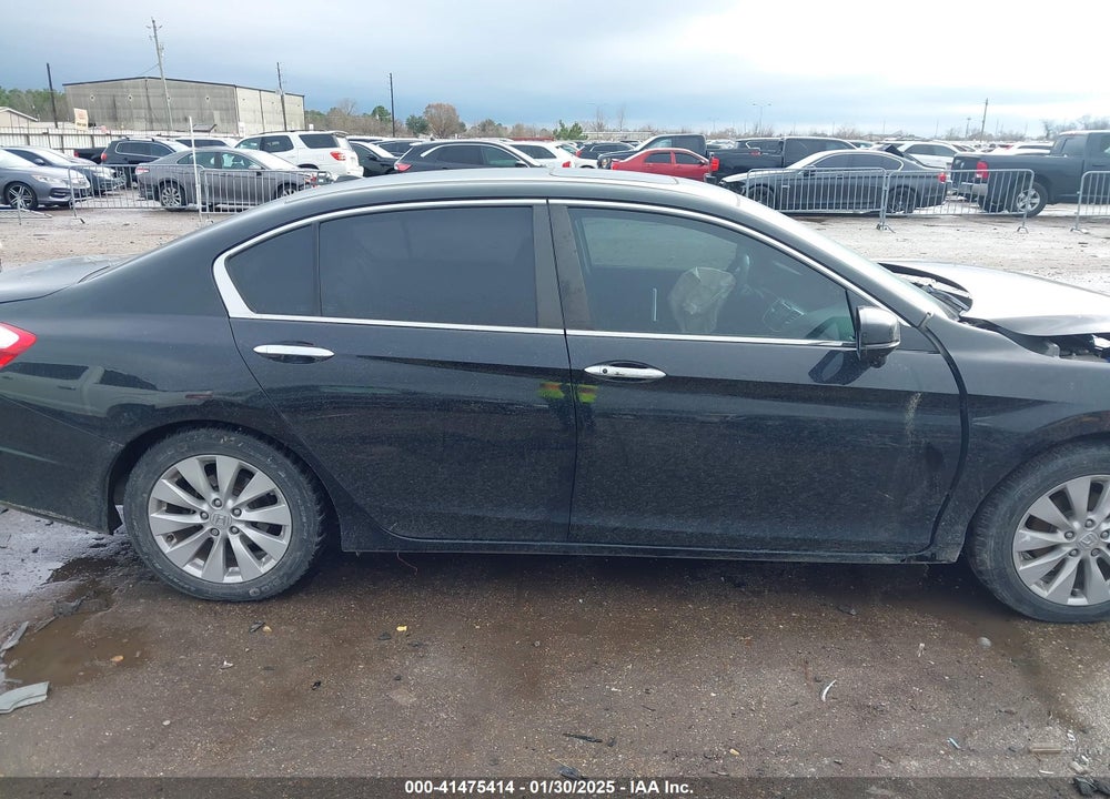 2014 HONDA ACCORD VIN: 1HGCR2F83EA130482